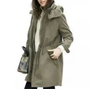 Banana Republic Olive Green
Cinched Waist Relaxed Fit Parka
Jacket L EUC